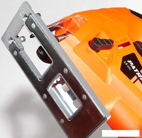 Электролобзик Patriot LS 650