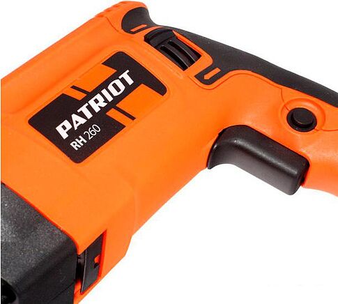 Перфоратор Patriot RH 260 (140301322)
