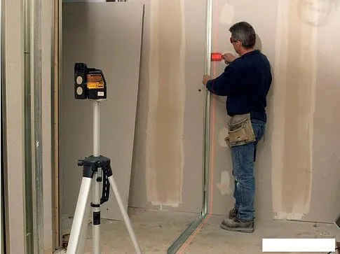 Лазерный нивелир DeWalt DW088K
