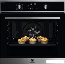 Электрический духовой шкаф Electrolux SteamBake 600 EOD6P77X Электрический духовой шкаф Electrolux SteamBake 600 EOD6P77X