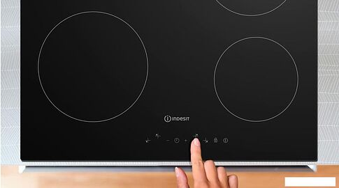 Варочная панель Indesit IRT 160