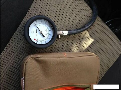 Манометр для шин Беркут TG-73