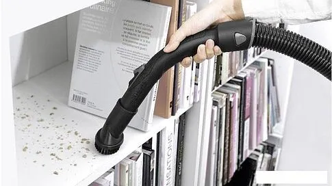 Пылесос Karcher VC 3 Premium [1.198-131.0]