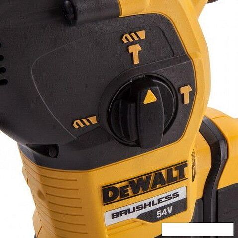 Перфоратор DeWalt DCH333NT (без АКБ)