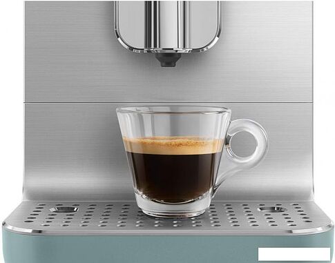 Кофемашина Smeg BCC13EGMEU