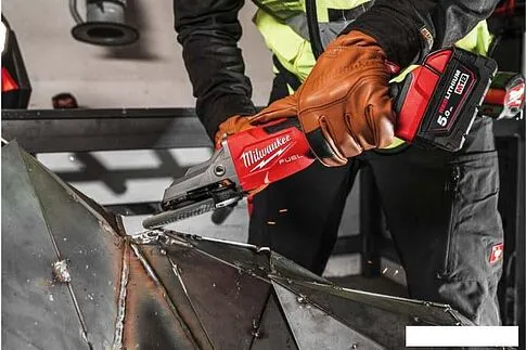 Угловая шлифмашина Milwaukee M18 Fuel FSAGF125XB-0X 4933478438 (без АКБ, кейс)