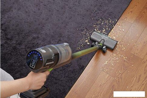 Пылесос Greenworks GD24SVK4 (с АКБ и ЗУ)