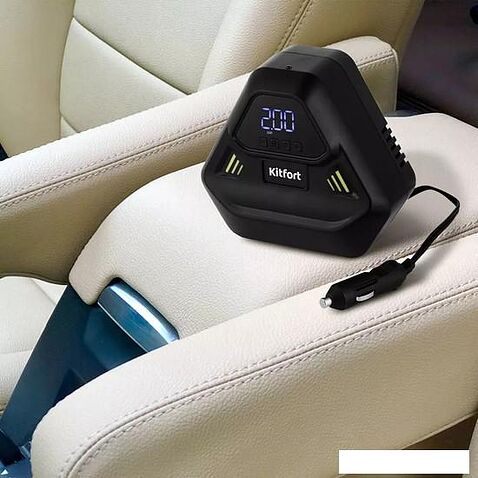 Автомобильный компрессор Kitfort KT-6036