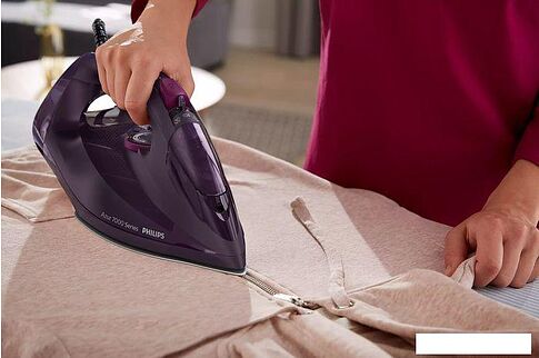 Утюг Philips 7000 Series DST7061/30