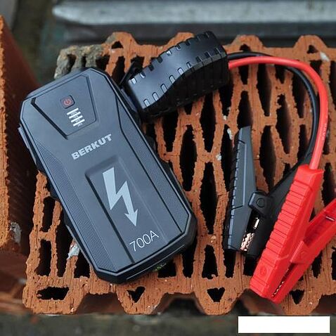 Портативное пусковое устройство Беркут JSL-15000