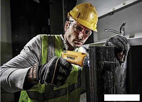 Шуруповерт DeWalt DCF680G2