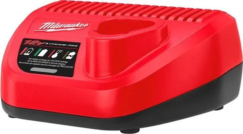 Milwaukee M12 M12BPP4A-202B 4933441240 (шуруповерт, винтоверт, фонарик, сабельная пила, 2 АКБ, сумка)