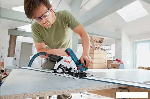 Дисковая пила Bosch GKS 55+ G Professional [0601682000]