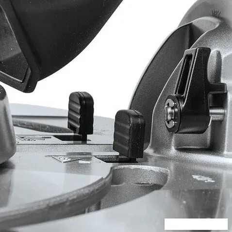 Торцовочная Makita LS1219