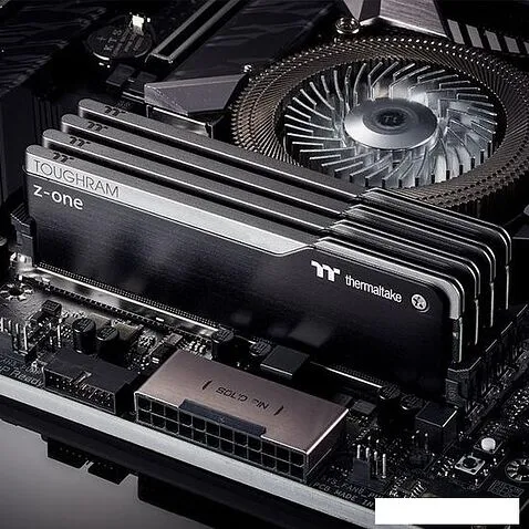 Оперативная память Thermaltake Toughram Z-One 8ГБ DDR4 3200 МГц R010D408GX1-3200C16S
