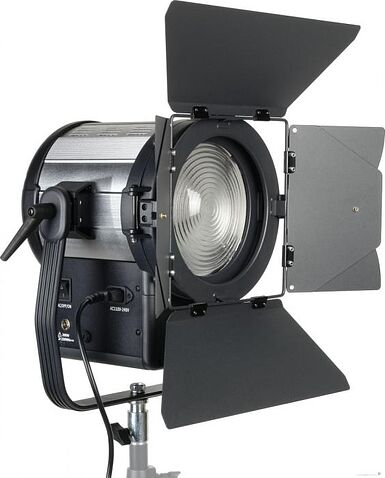 Лампа GreenBean Fresnel 200 RGB X3 DMX 28631