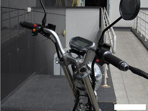 Электроскутер Yakama АР-Н008-3 (красный)