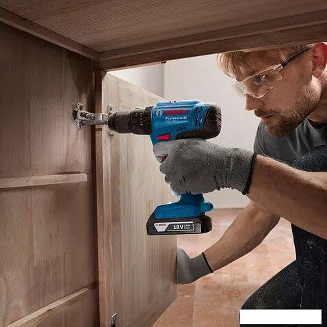 Ударная дрель-шуруповерт Bosch GSB 183-LI Professional 06019K9100 (с 2-мя АКБ, кейс)