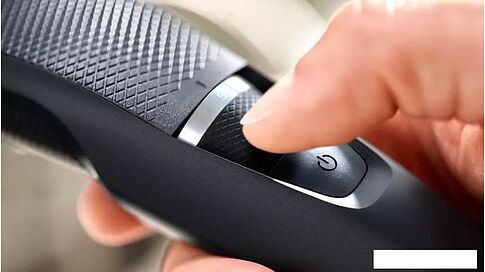 Триммер для бороды и усов Philips Norelco BT3210/41