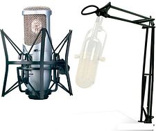 Микрофон AKG P220