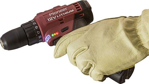 Дрель-шуруповерт Pioneer Tools CD-M1215-02C (с 2-мя АКБ, кейс)