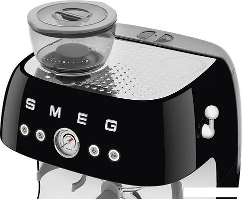 Рожковая помповая кофеварка Smeg EGF03BLEU
