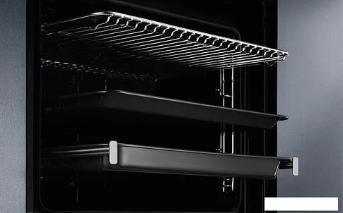 Электрический духовой шкаф Electrolux SteamBake PRO 600 EOD5C70BX