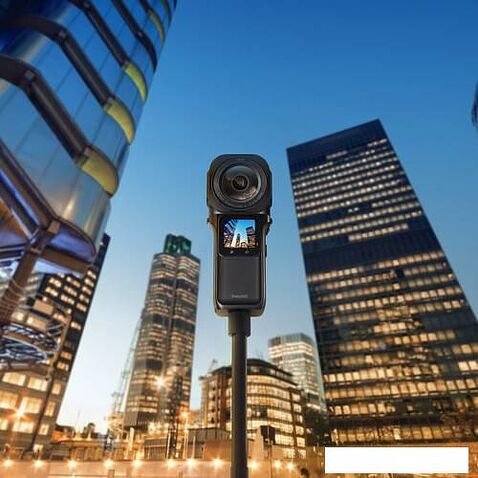 Экшен-камера Insta360 ONE RS 1-Inch 360