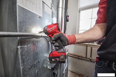 Винтоверт Milwaukee M18 FUEL M18FID3-502X 4933479866 (с 2-мя АКБ, кейс)