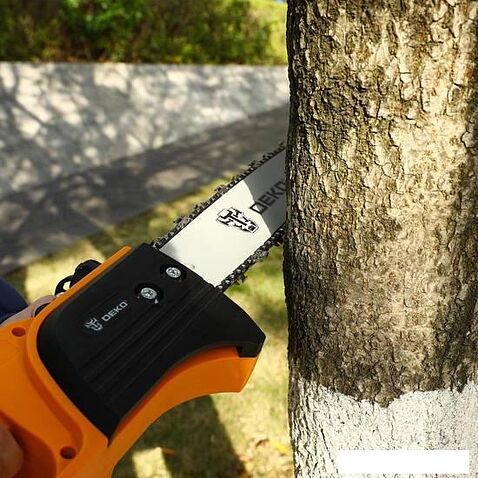 Электрическая пила Deko DKEC14