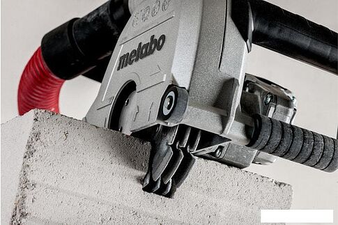 Штроборез Metabo MFE 40