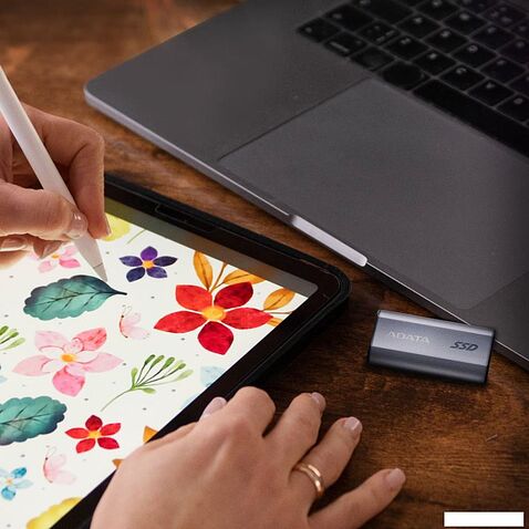 Внешний накопитель ADATA SC750 1TB SC750-1000G-CCBK