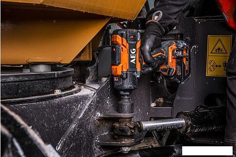 Гайковерт AEG Powertools BSS 18HTF12B6-0 4935472245 (без АКБ)