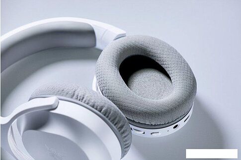 Наушники Razer Barracuda X (белый)