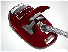 Пылесос Miele Complete C3 Active SGDF3 (красный) Пылесос Miele Complete C3 Active SGDF3 (красный)
