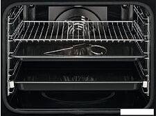 Электрический духовой шкаф Electrolux SteamBake 600 EOD6P77WX Электрический духовой шкаф Electrolux SteamBake 600 EOD6P77WX