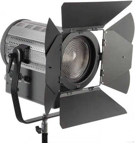 Лампа GreenBean Fresnel 500 LED X3 DMX