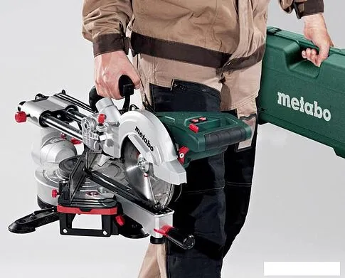 Торцовочная Metabo KGSV 216 M