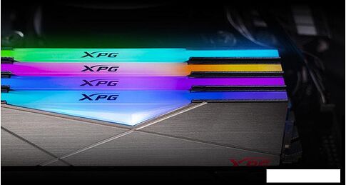 Оперативная память A-Data XPG Spectrix D50 RGB 32ГБ DDR4 3600 МГц AX4U360032G18I-ST50