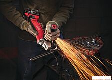 Угловая шлифмашина Milwaukee HD18 AG-125-0 4933441502 (без АКБ) Угловая шлифмашина Milwaukee HD18 AG-125-0 4933441502 (без АКБ)