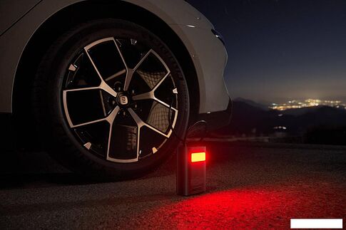 Автомобильный компрессор Xiaomi Portable Electric Air Compressor 2 Pro BHR9099GL (международная версия)