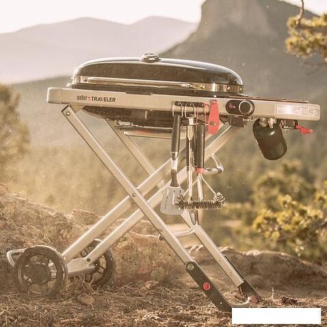 Газовый гриль для дачи Weber Traveler (черный)