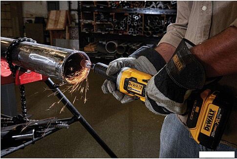 Прямошлифовальная машина DeWalt DCG426B (без АКБ)