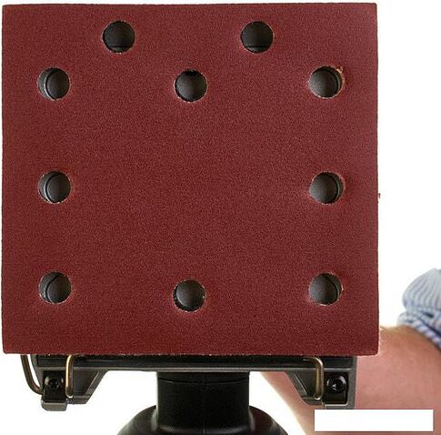 Виброшлифмашина Milwaukee SPS 140