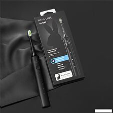 Электрическая зубная щетка Revyline RL 040 Black Rabbit Special Edition (черный) Электрическая зубная щетка Revyline RL 040 Black Rabbit Special Edition (черный)