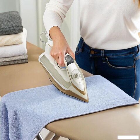 Утюг Kitfort KT-2616