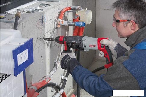 Перфоратор Milwaukee PH28X 4933396392