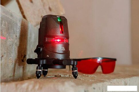 Лазерный нивелир ADA Instruments 2D Basic Level