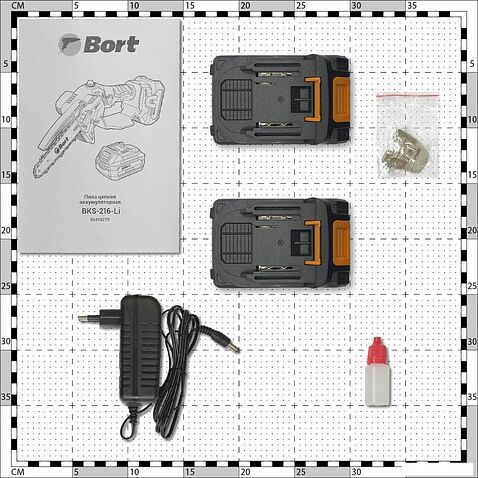 Аккумуляторная пила Bort BKS-216-Li 93418279 (с 2-мя АКБ, кейс)
