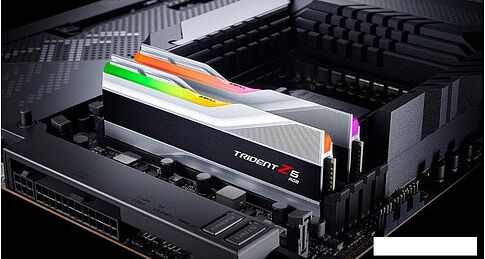 Оперативная память G.Skill Trident Z5 RGB 2x48ГБ DDR5 6400МГц F5-6400J3239F48GX2-TZ5RS